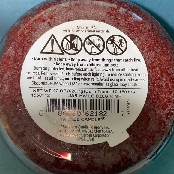 YANKEE Dazzling Red Maple 22 oz. CANDLE RARE SCENT - Picture 4 of 5